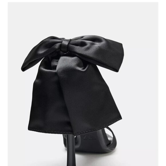 BNWT ZARA MAXI BOW HEELED SANDALS SATIN EFFECT BLACK 36 - Picture 2 of 2